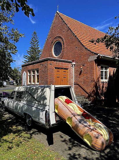 Doughnut Coffin Creates Memorable Send-Off For New Zealander