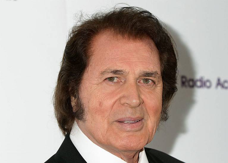 Humperdinck Says He Misses Late Wife ‘Every Day’ On Wedding Anniversary