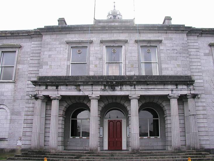 Man Flees Roscommon Court During His Sentencing Hearing