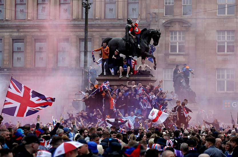 Scottish Police Investigate Rangers Players ‘Using Sectarian Language’ In Celebrations