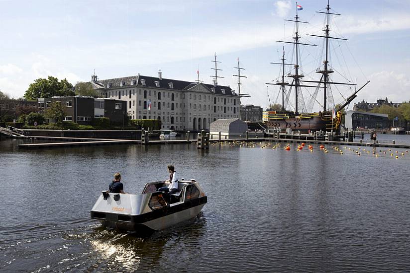 Amsterdam Tests Electric Driverless Boats On Canals