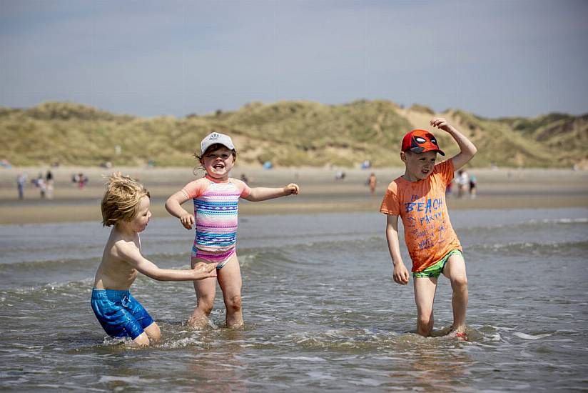 Met Éireann Says Sunny Weather On The Way After Thundery Downpours