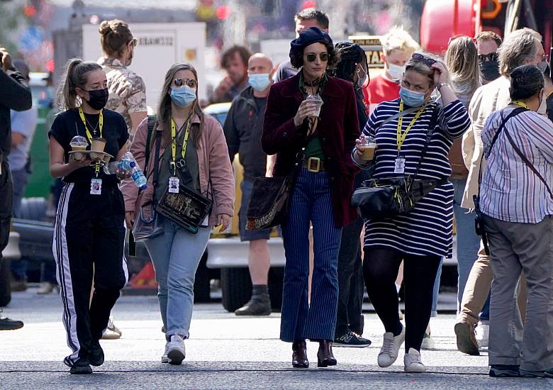 Indiana Jones Stars Phoebe Waller-Bridge And Boyd Holbrook On Set In Glasgow