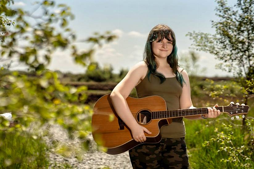 Dublin Teen’s Song About Loneliness In School During Covid Tops Irish Chart