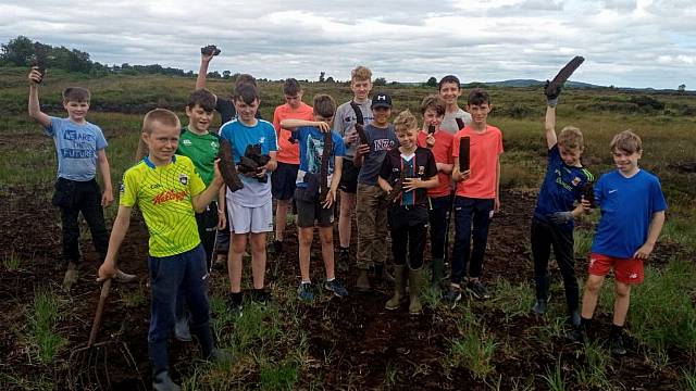 Young Footballers Muck In For A Teammate’s Family