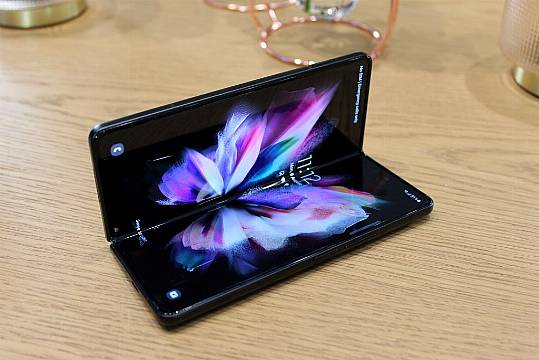 Should You Buy… The Samsung Galaxy Z Fold3?