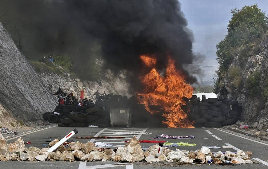 Police Clash With Opponents Of Serbian Church In Montenegro