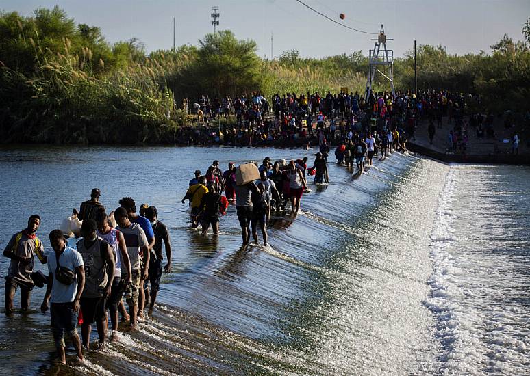 Us Blocks Mexican Border To Stem Flow Of Haitian Migrants