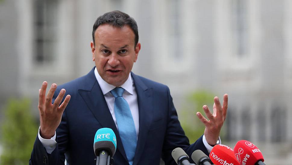 Varadkar Announces Redundancy Scheme To Ensure Workers Not Left ‘Out Of Pocket’