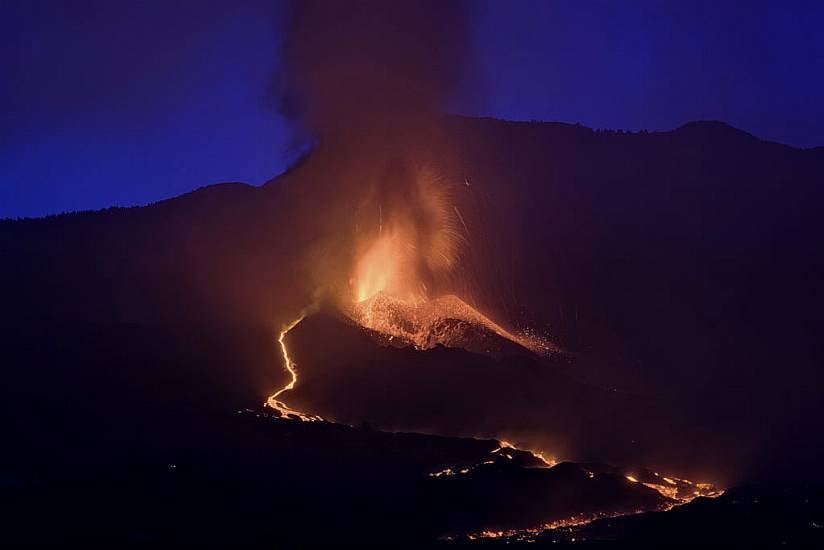 Volcanic Ash Cloud Halts Flights To And From Spanish Island