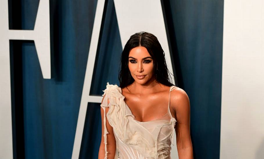 Kim Kardashian Pays Tribute To Her Father On 18Th Anniversary Of His Death