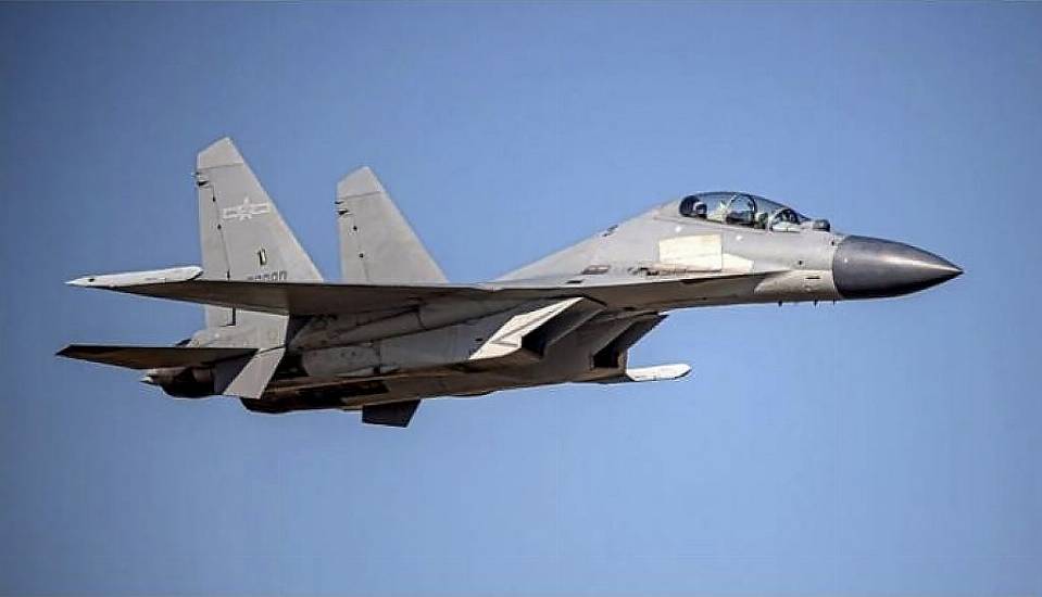 Chinese Fighter Jets Fly Towards Taiwan Again