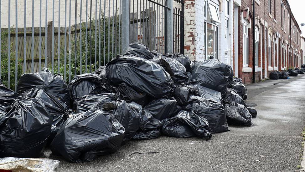 Dublin To Trial New ‘Bagbins’ To Eliminate Waste Bags From Streets