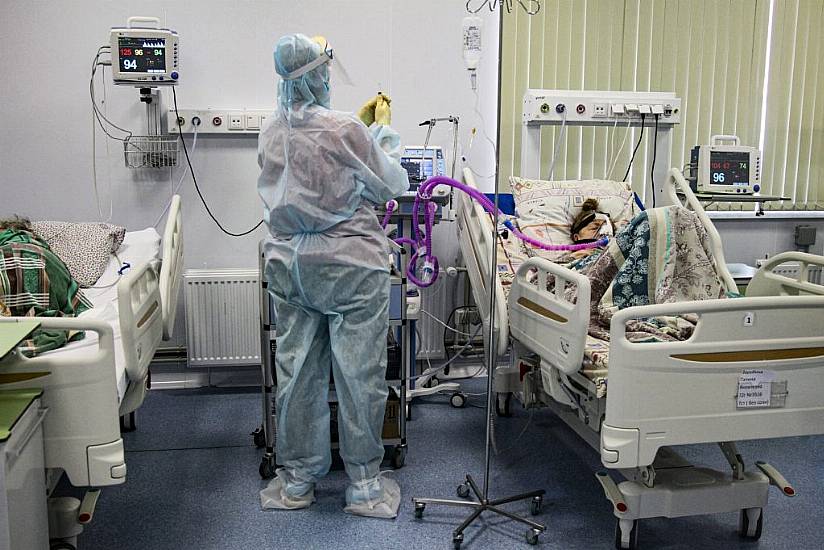 Covid Infections And Deaths In Russia Climb To New Record High