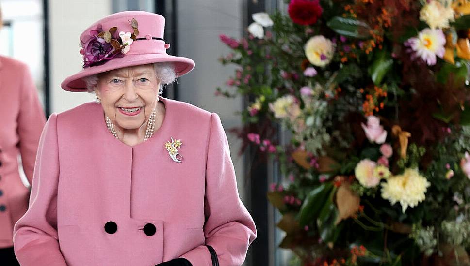 Britain's Queen Elizabeth Advised To Rest For At Least Two More Weeks