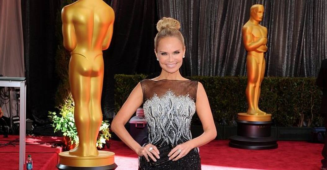 Actress Kristin Chenoweth Announces Engagement