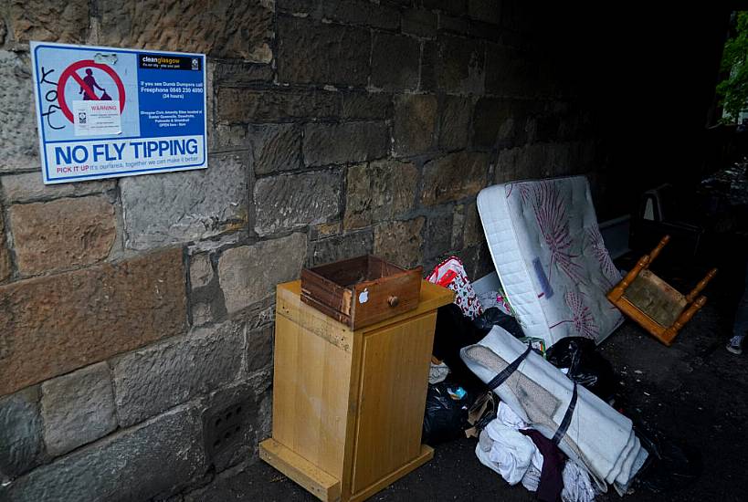 Glasgow Bin Collectors Walk Out On Strike During Cop26