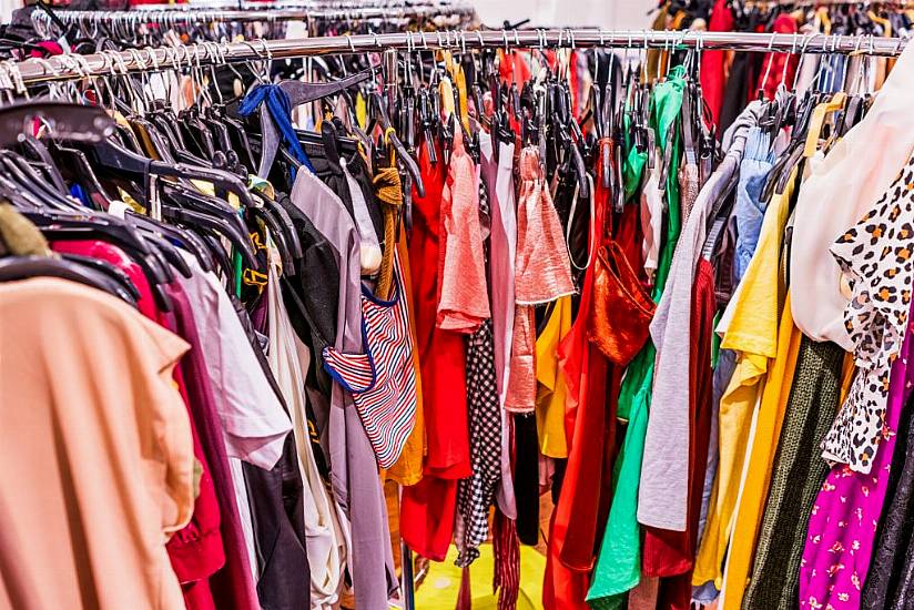 How To Avoid Greenwashing In The Fast Fashion Industry