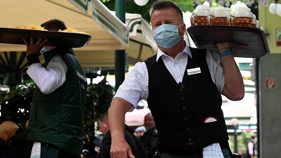 Vienna Bans The Unvaccinated From Restaurants As National Cases Surge