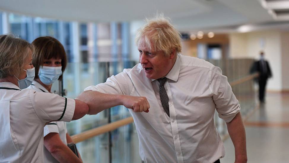 Johnson Criticised For ‘Irresponsibly Parading’ Around Hospital Without Mask