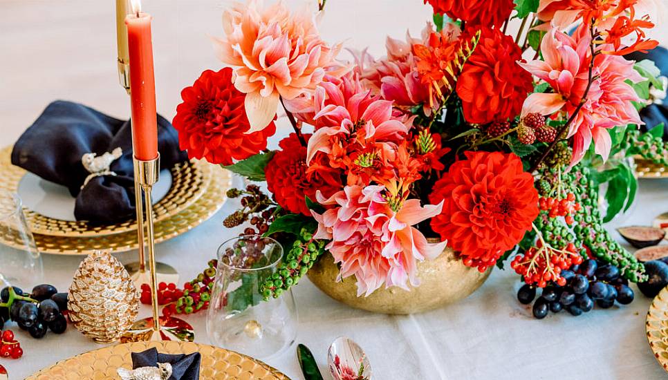 How To Create A Dazzling Festive Tablescape – With The Help Of A Master Florist