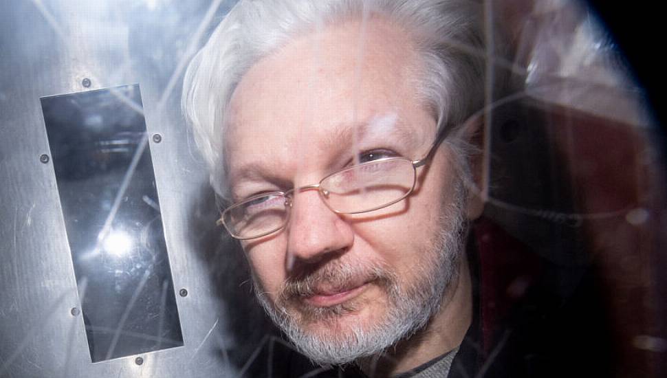 Us Wins Court Bid To Overturn Block On Julian Assange Extradition