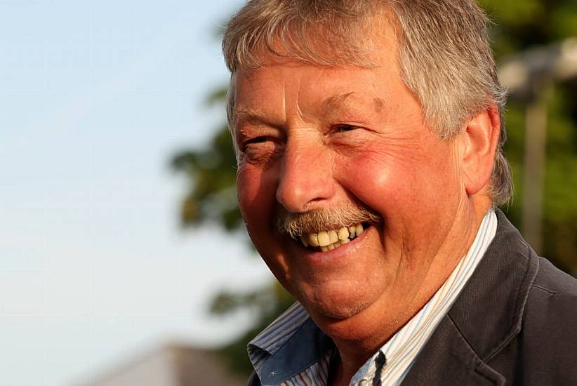 Sammy Wilson Branded ‘Moronic Fool’ After Latest Christmas Carol Tweet On Covid