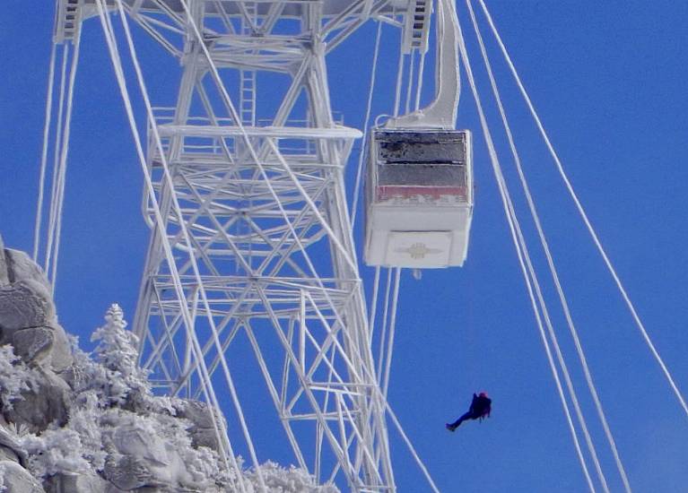 Passengers Stranded Overnight In New Mexico Cable Cars Rescued