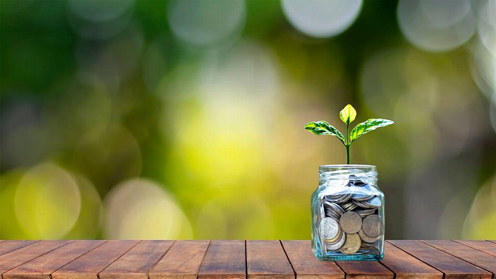 Five Ways To ‘Go Green’ With Your Finances In 2022