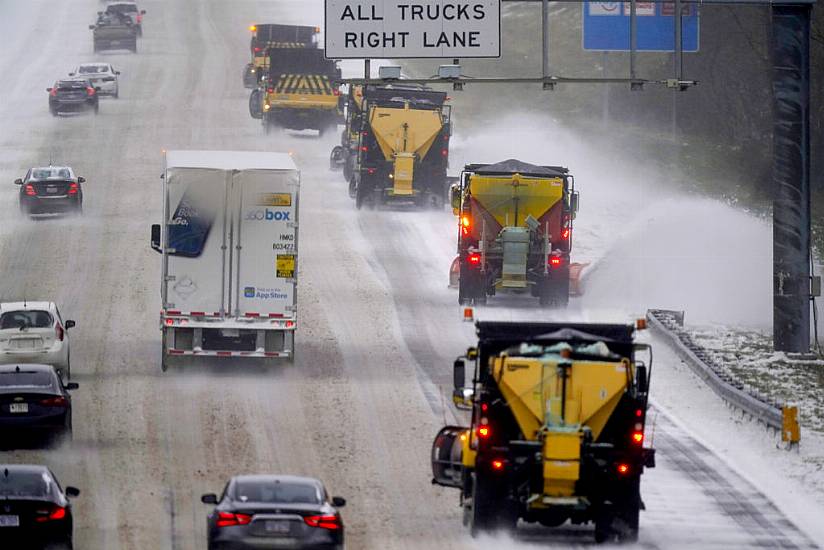 Tens Of Thousands Without Power As Winter Storm Blasts Us South-East