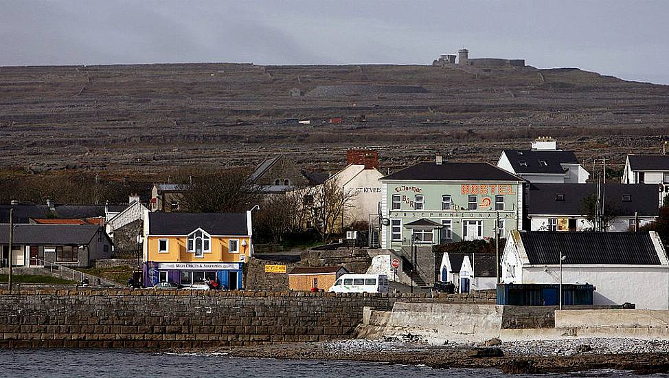 Aran Islands Named In Top 10 Honeymoon Destinations For 2022