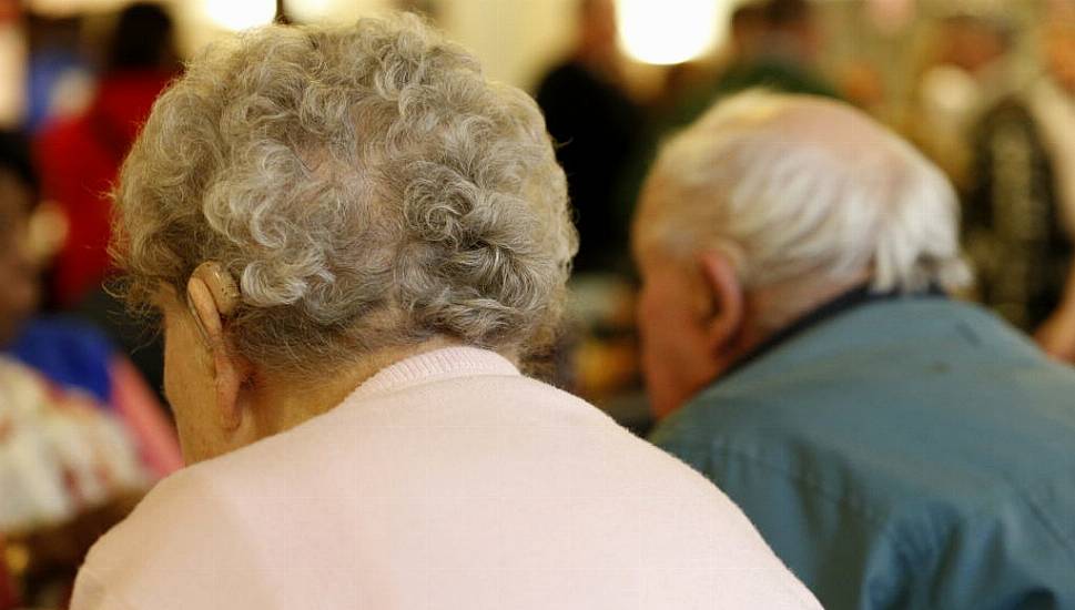 Covid-19: 40% Of Nursing Homes Currently Experiencing Outbreaks, Minister Says