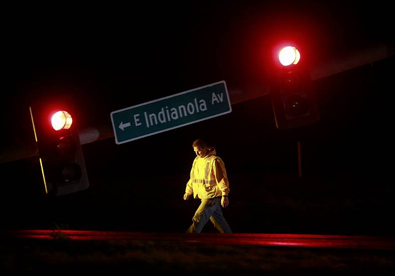 Seven Killed As Large Tornado Roars Through Iowa