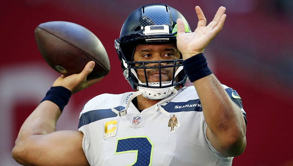 Russell Wilson Makes Blockbuster Move As Aaron Rodgers Commits To Green Bay