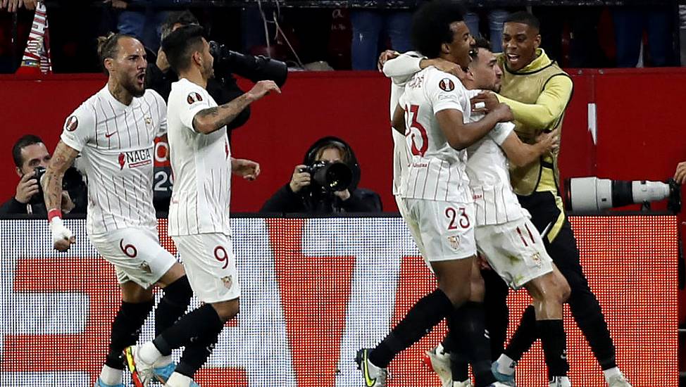 West Ham Suffer Narrow Europa League Defeat At Sevilla