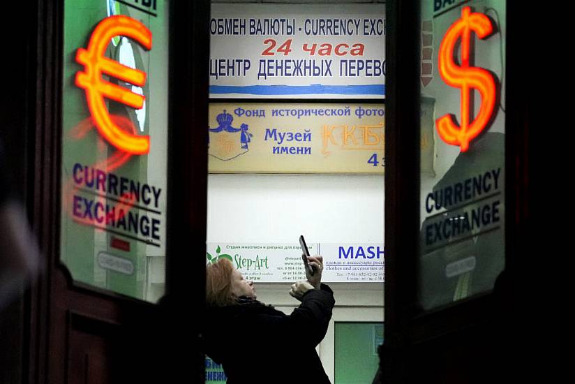 Russian Stock Market Faces Heavy Restrictions As Limited Trading Resumes