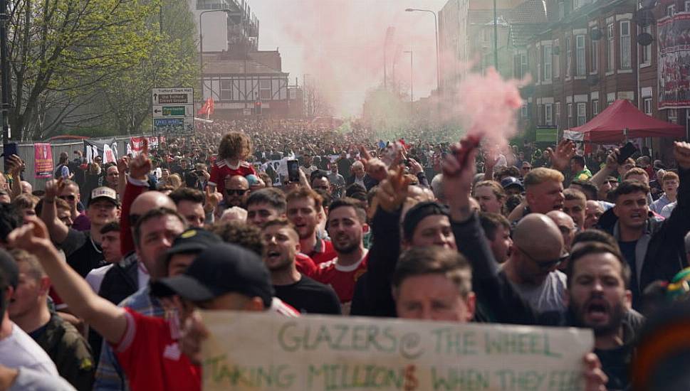 Manchester United Fans Protest Against Glazer Ownership Ahead Of Norwich Fixture