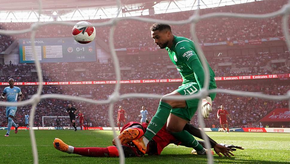 Liverpool Keep Quadruple Bid Alive By Beating Manchester City In Fa Cup