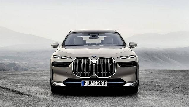 German Premium Car Giants Reveal Their Luxury Electric Heavyweights