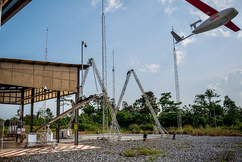 Us Drone Company Zipline Starts Delivering Medicine In Japan