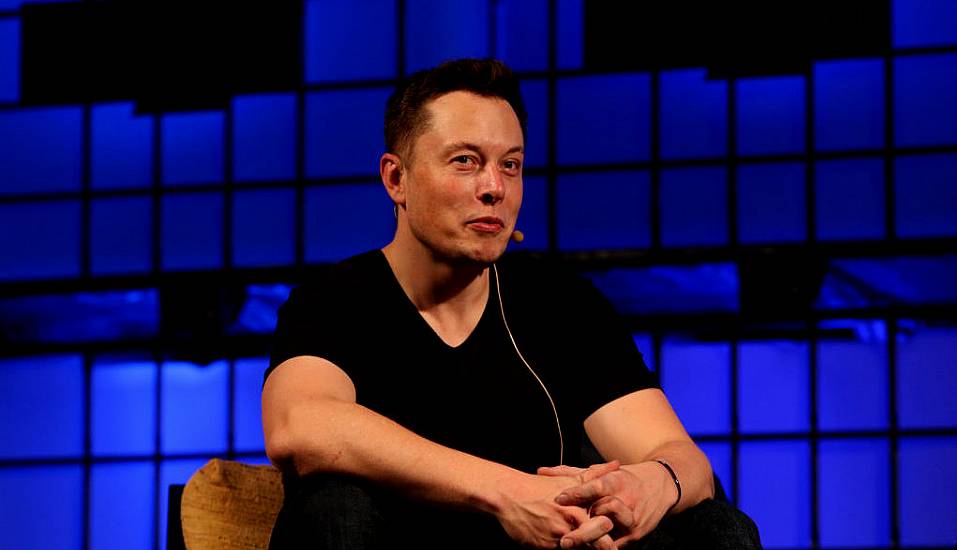 Twitter ‘To Provide Musk With Raw Daily Tweet Data’