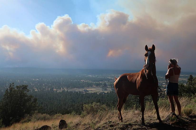 Growing Arizona Wildfire Forces Evacuations