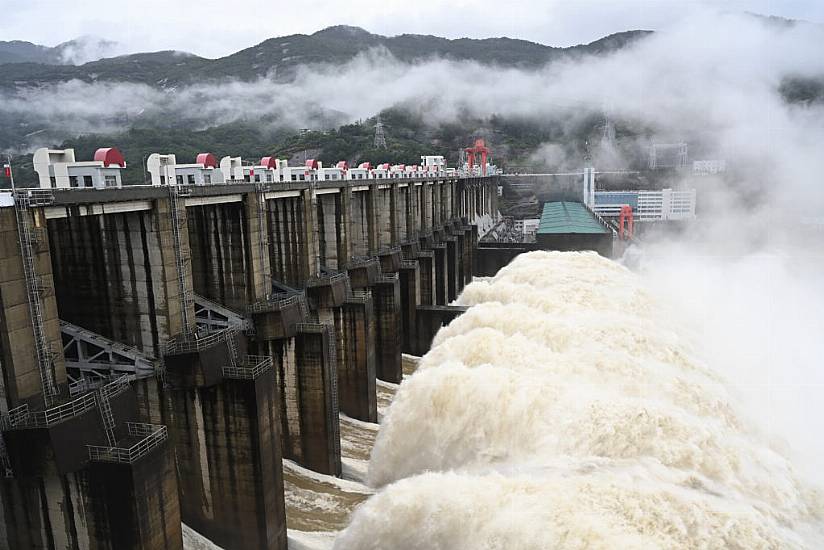 Six Dead In China As Rain Triggers Landslides And House Collapse