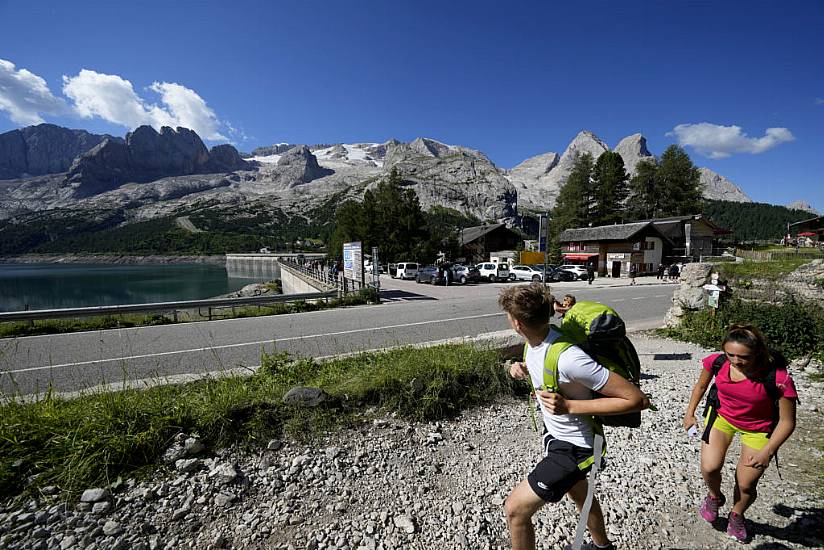 Prosecutor: Fatal Italy Avalanche Likely Unpredictable Event