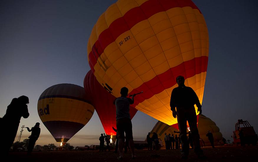 Egypt Resumes Hot Air Ballooning Over Luxor After Minor Crash