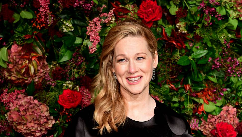 Laura Linney Still ‘Quietly Stunned’ As Honoured With Hollywood Star