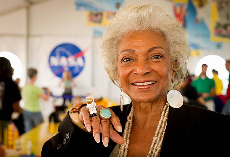 Star Trek Star Nichelle Nichols Dies Aged 89