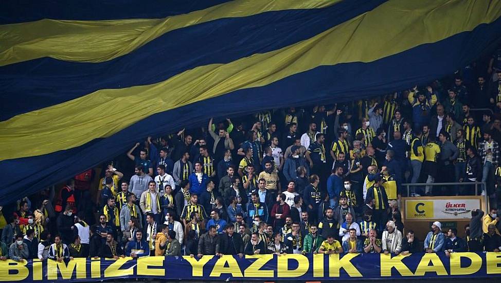 Fenerbahce Given One-Game Partial Stadium Closure After Putin Chants