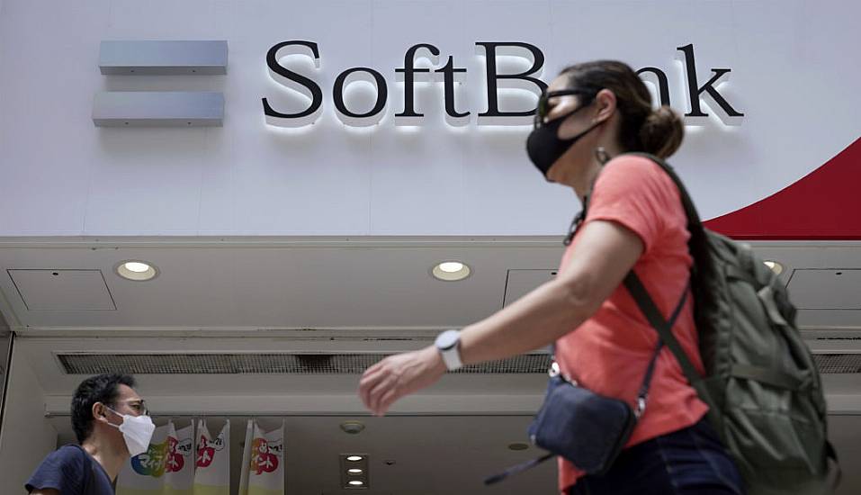 Japan Tech Giant Softbank Posts $23Bn Quarterly Loss