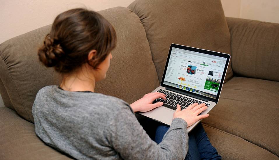 Online Spending Falls By 17% In Second Quarter Of Year